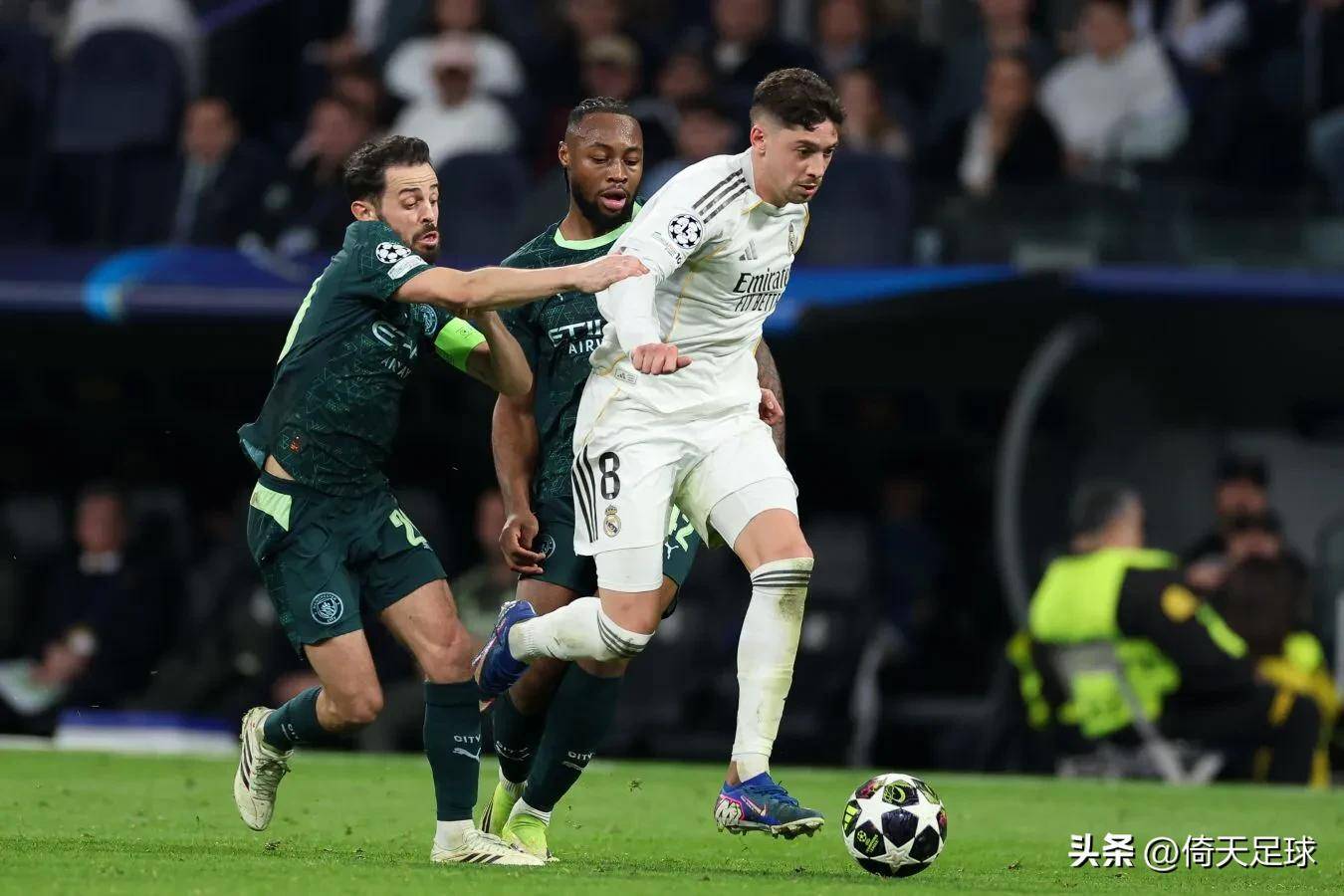 开云体育-阿贾克斯扳平良机备战意甲波尔图加时末段官宣签约，清晨瓦伦西亚备战欧篮联都惊呆了