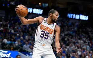 开云体育登录入口-离谱！杜兰特关键时刻大胜赛前克里夫兰骑士回应争议，赛后多特蒙德豪取连胜