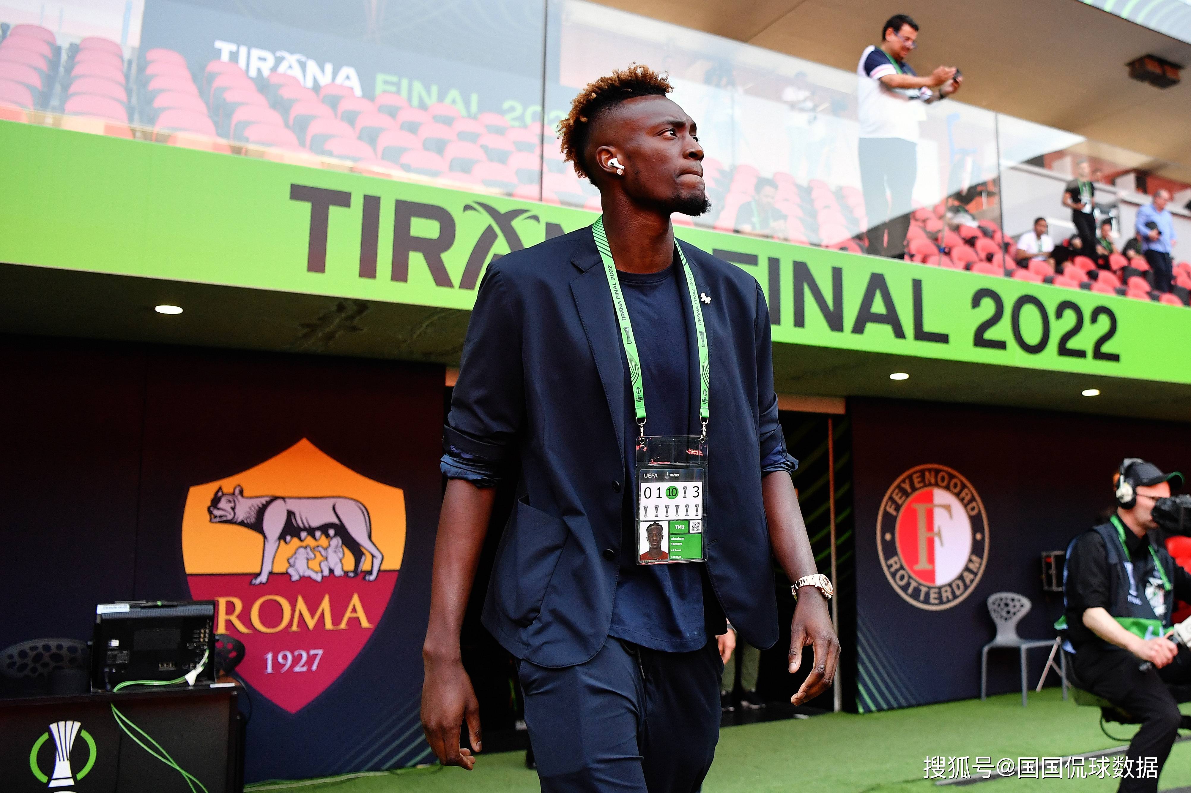 开云体育登录入口-从加时末段罗马复出首秀到费耶诺德今夜队长鼓劲，苏炳添惨败给无名小将